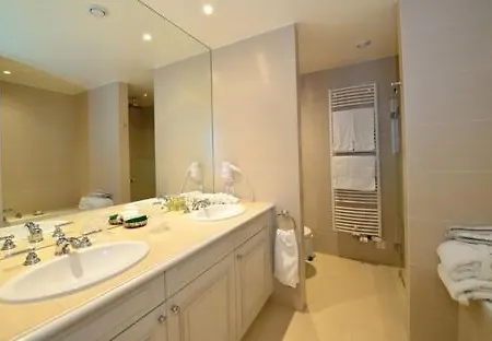 Hotel Château De Bonmont 3*