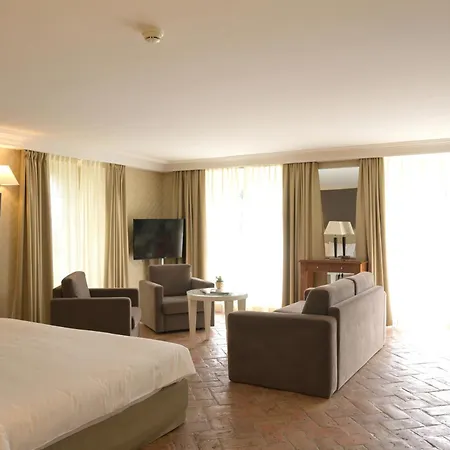 Chateau De Bonmont Hotel 3*