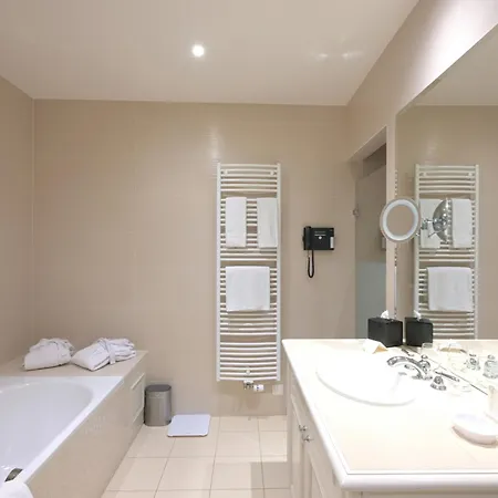 Chateau De Bonmont 3*