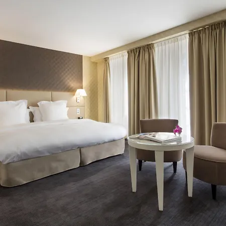 호텔 Chateau De Bonmont 3*