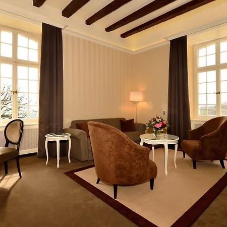 ホテル Chateau De Bonmont 3*