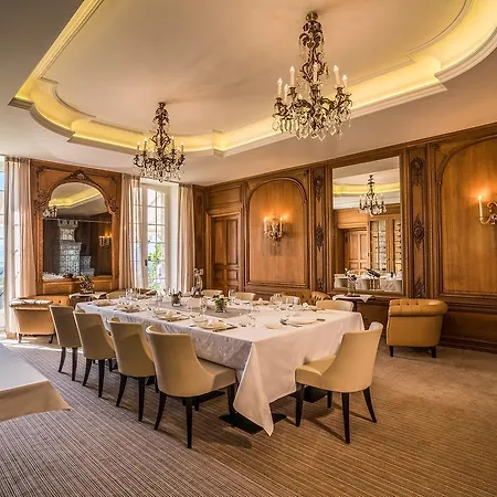 Chateau De Bonmont 호텔