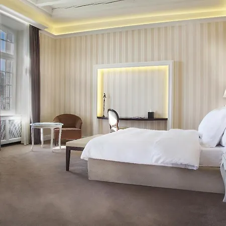Chateau De Bonmont 호텔 Cheserex