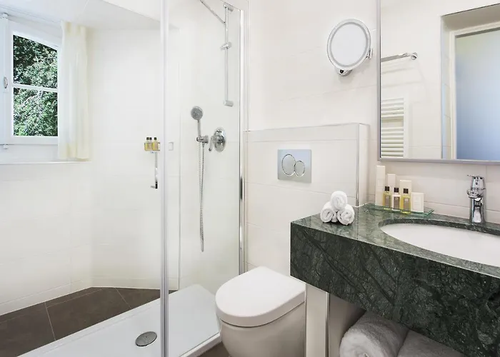 Chateau De Bonmont 3*