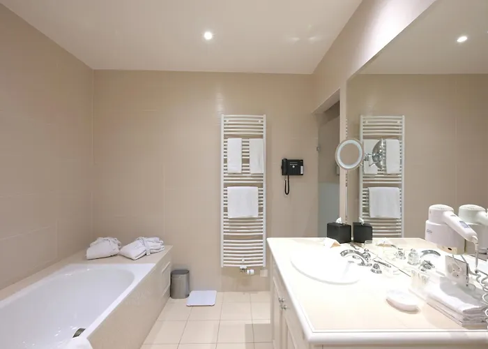 Château De Bonmont 3*