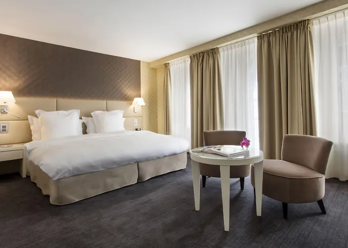 Hotel Château De Bonmont 3*