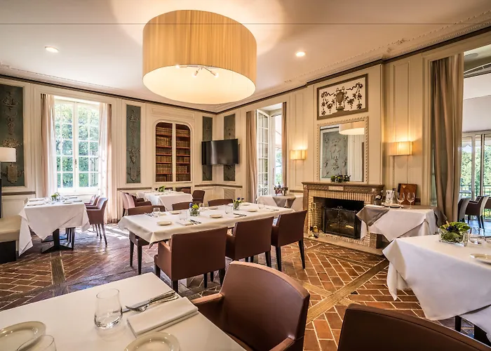 Château De Bonmont 3*